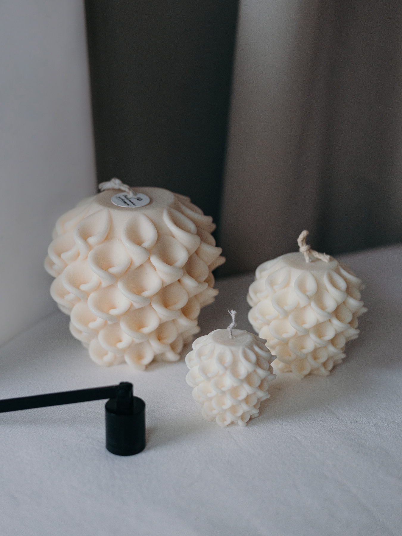 Набор фигурных свечей "Кружево" из натурального соевого воска. Candle Design модель 200.0026 Фото