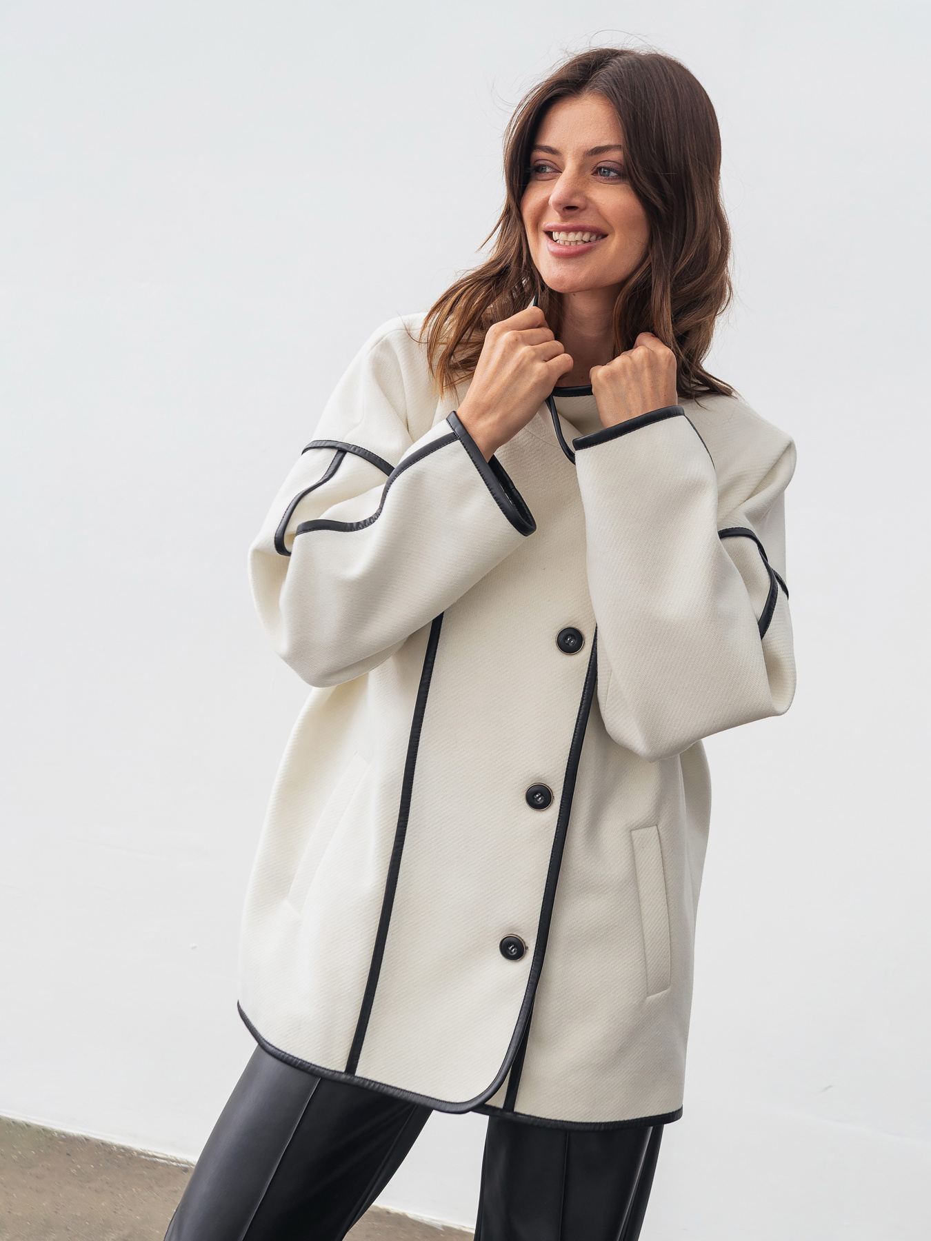 Пальто Lesia модель ZenelMilkWMNSCTLS Фото