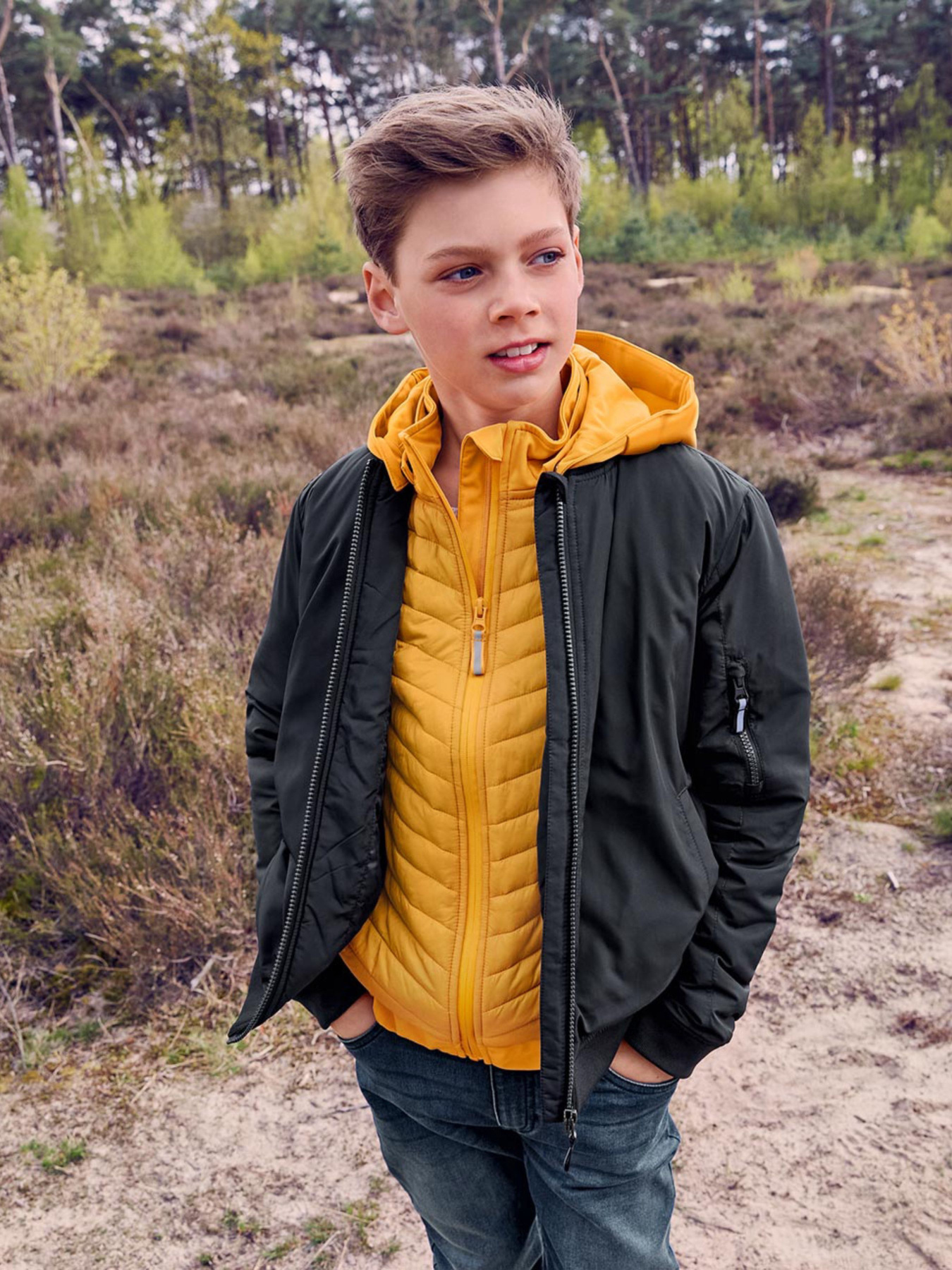 Утеплений жилет Tchibo модель T1732645017 Фото