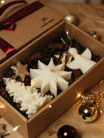 Набір ароматичних свічок "Світло Різдва", натуральний оливковий віск Candle Design модель 200.0077 Набір ароматичних свічок "Світло Різдва", натуральний оливковий віск Candle Design модель 200.0077 Фото