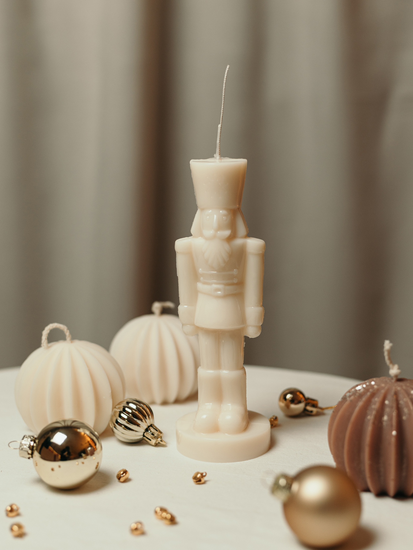 Аромасвічка "Олов’яний солдатик", аромат Pomegranate Bitters (гранатове вино) Candle Design модель 170.2030 Фото