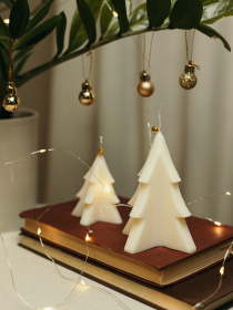 Аромасвічка "Ялинка лакшері M", аромат Dry Gin and Cypress (Сухий джин і кипарис) Candle Design модель 170.2015 Фото