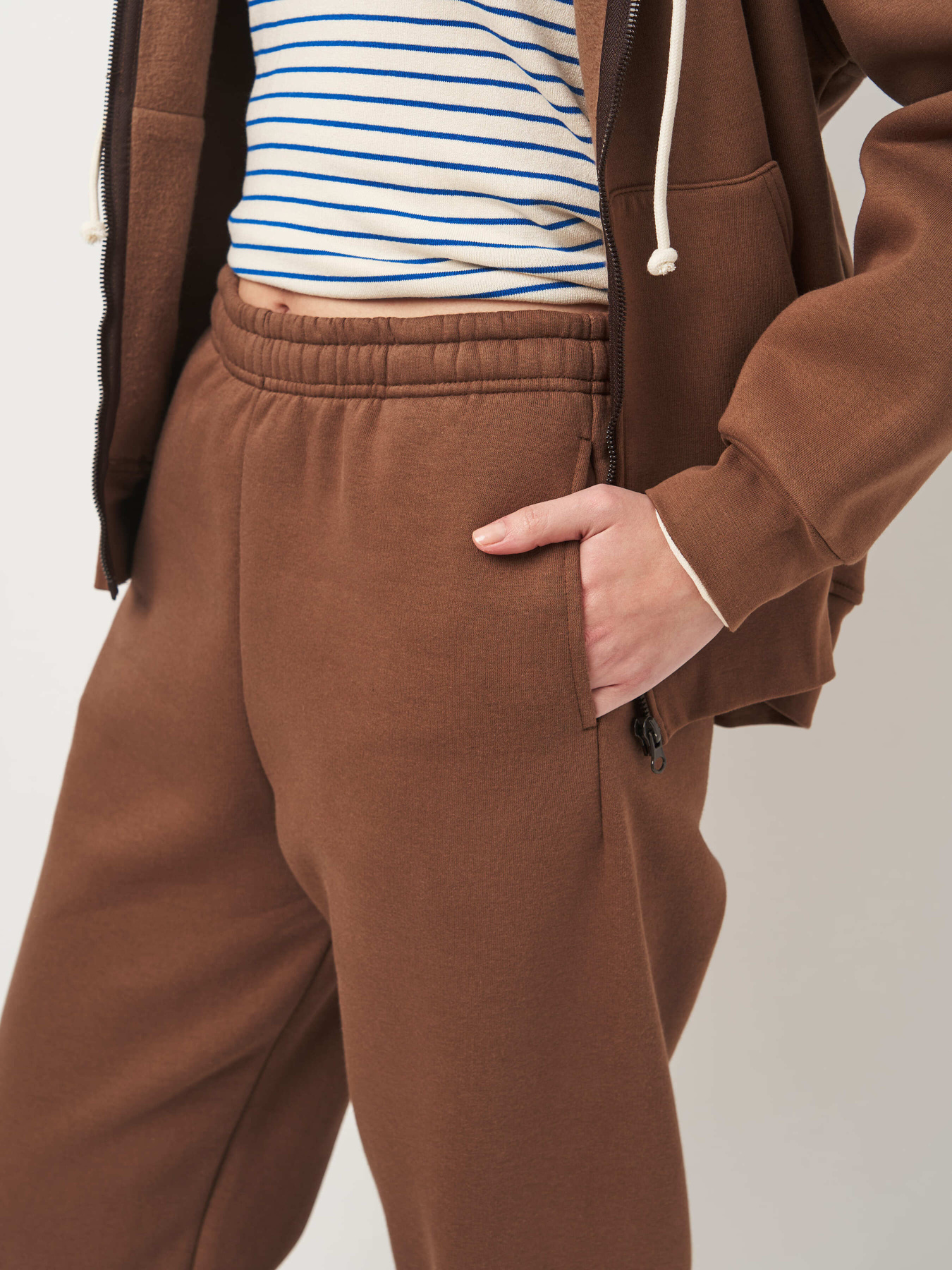 Джогери Роза модель 240429_chocolate Фото