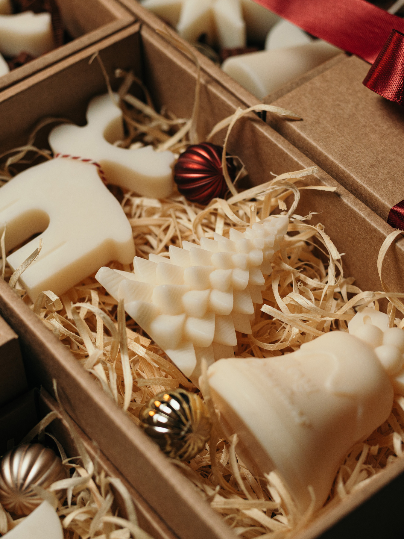 Набір ароматичних свічок "Різдвяний настрій", натуральний оливковий віск Candle Design модель 200.0081 Набір ароматичних свічок "Різдвяний настрій", натуральний оливковий віск Candle Design модель 200.0081 Фото