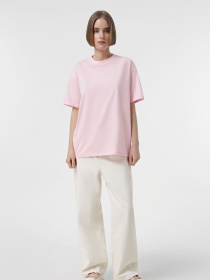 Футболка Ейсік Оверсайз модель SvitloRozheva Футболка Ейсік Оверсайз модель SvitloRozheva Фото