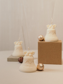 Свеча "Колокольчик" парфюмированная, аромат Almond Macaron (макарун), натуральный оливковый воск Candle Design модель 170.2024 Фото