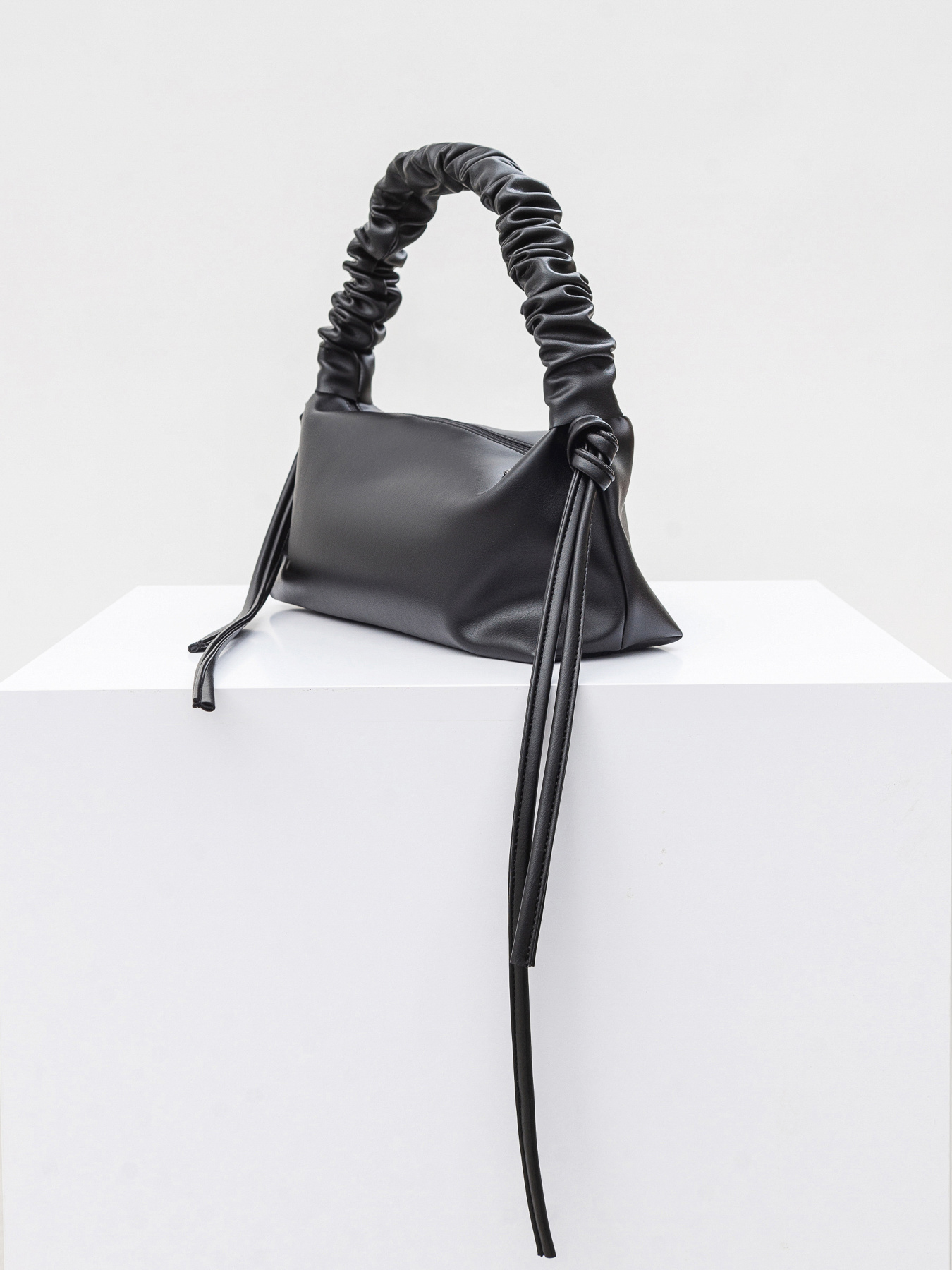 Хобо Romashka Аріадна модель 101020203101 Хобо Romashka Аріадна модель 101020203101 Фото