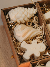 Рождественский набор свечей "Рождественская сказка", ароматический из натурального оливкового воска. Candle Design модель 200.0070 Фото