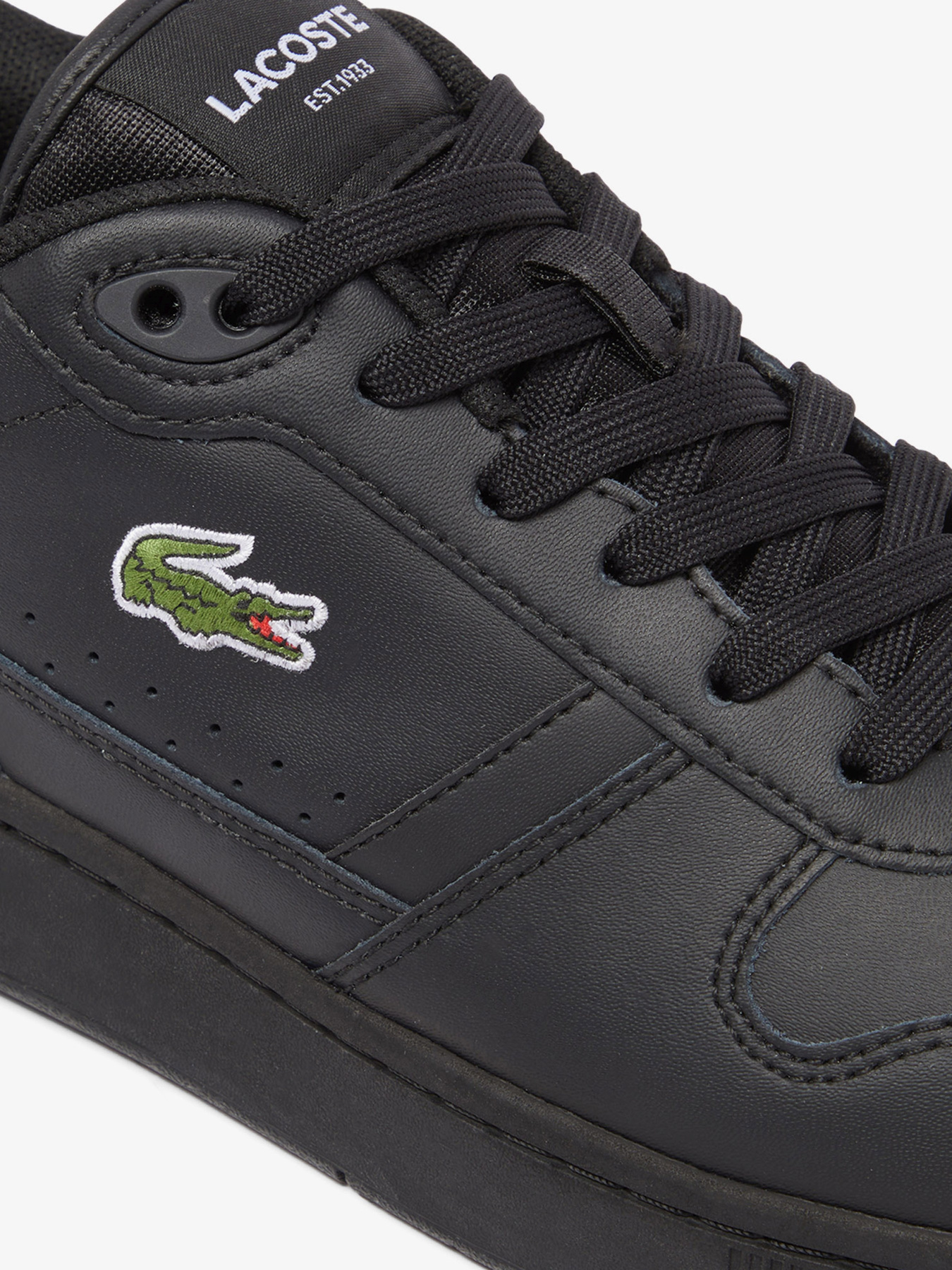 Кроссовки повседневные Lacoste модель 748SMA003102H Фото