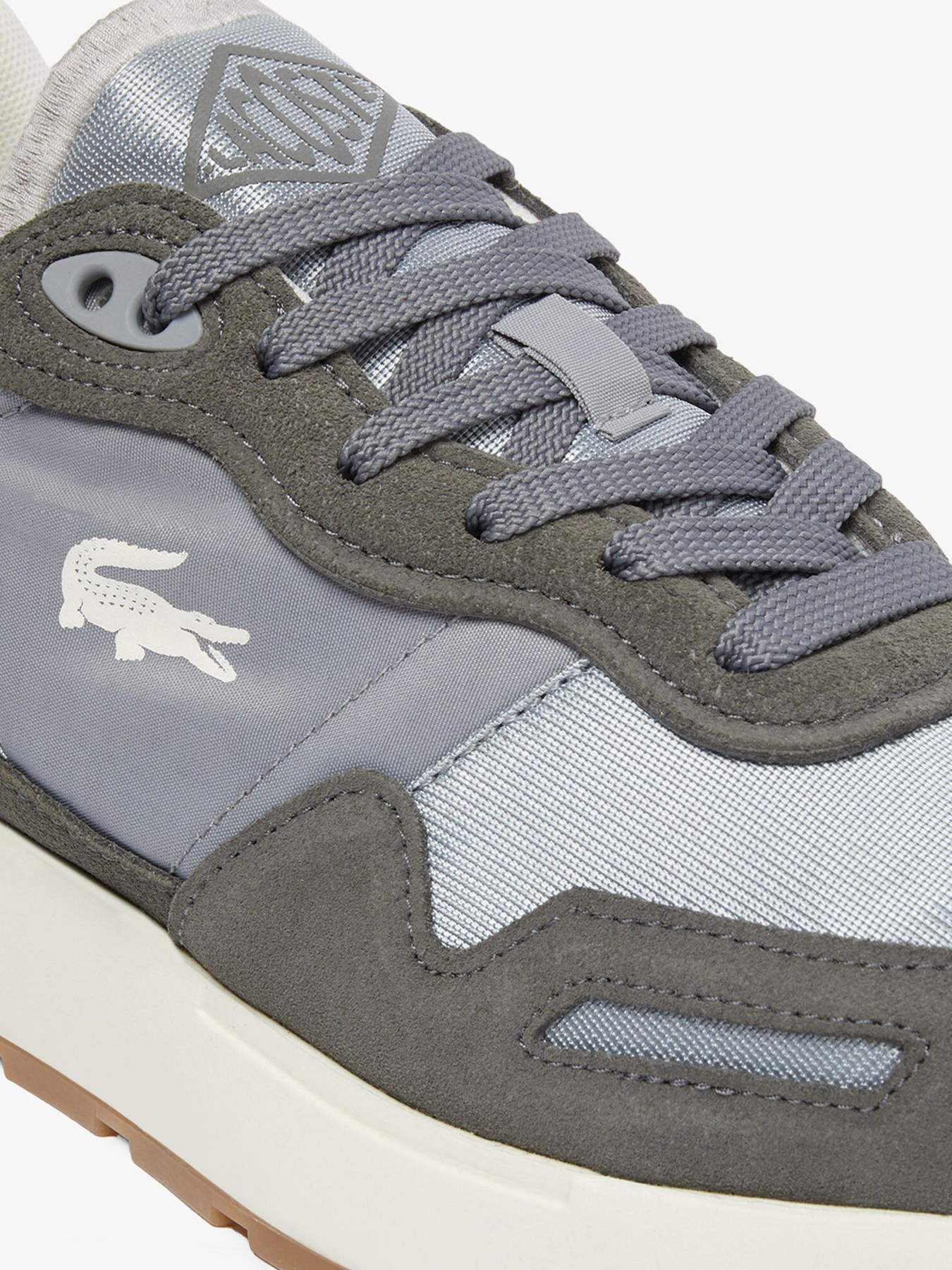 Кроссовки Lacoste модель 748SFA00613D3 Фото