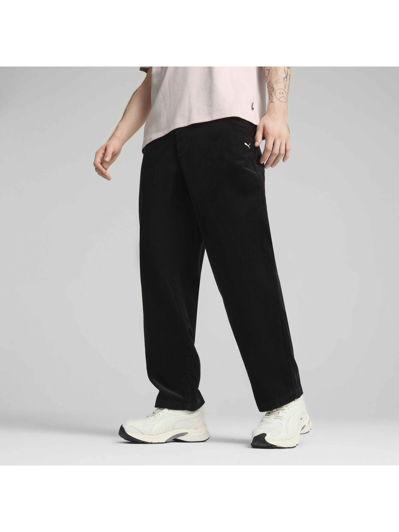 Штаны спортивные PUMA Mmq Corduroy Pants модель 777997 Фото