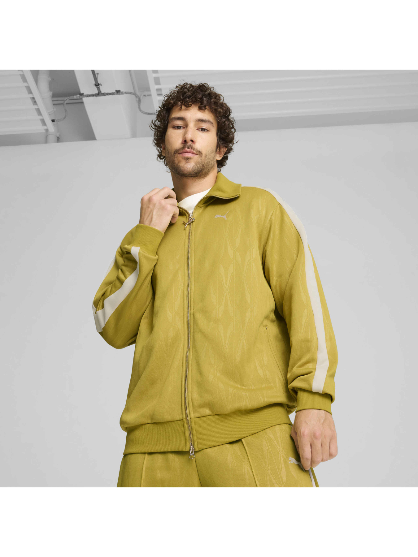 Кофта спортивная PUMA The Neverworn Iv T7 Jacket модель 628459 Фото