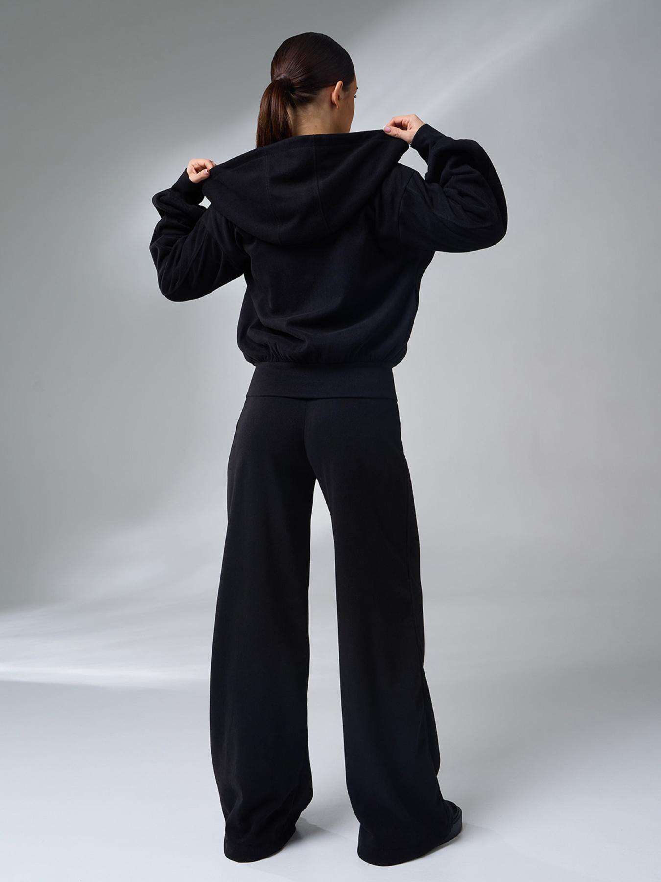 Костюм ISSA Plus модель 14985_черный Фото