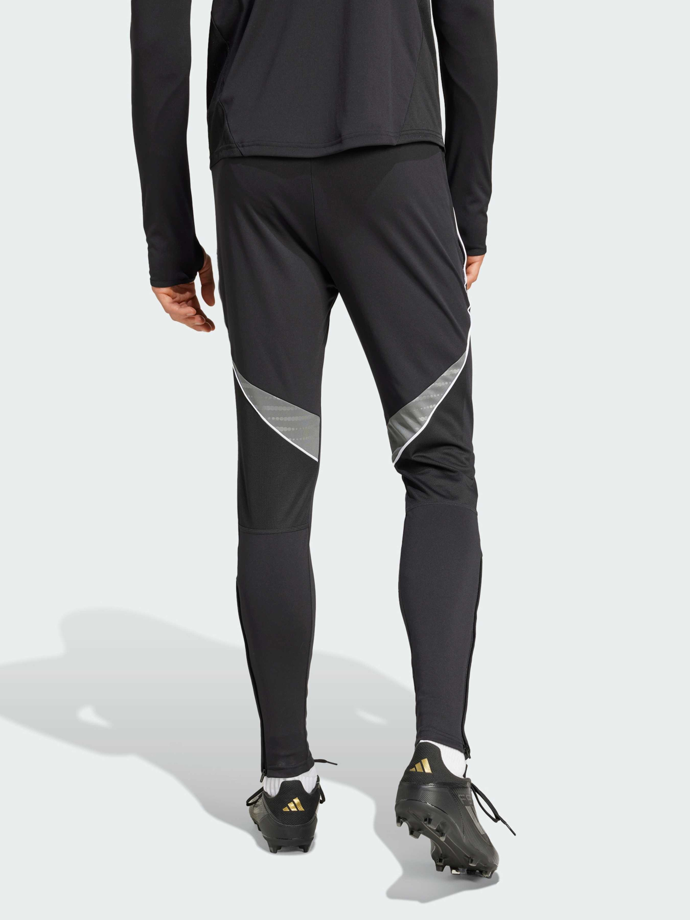 Штаны спортивные Adidas Tiro модель IW0415 Фото