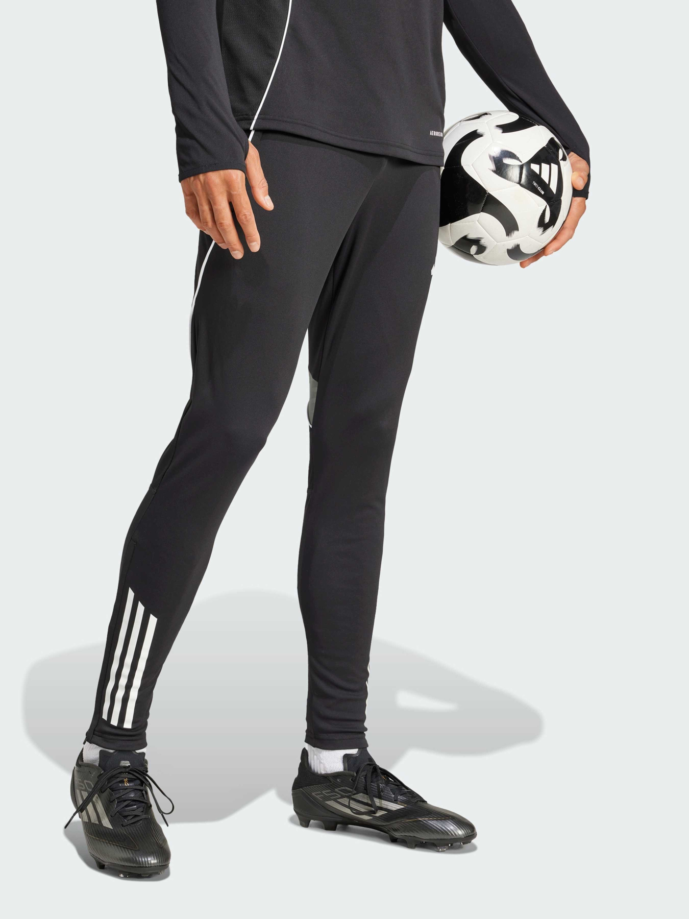 Штаны спортивные Adidas Tiro модель IW0415 Фото