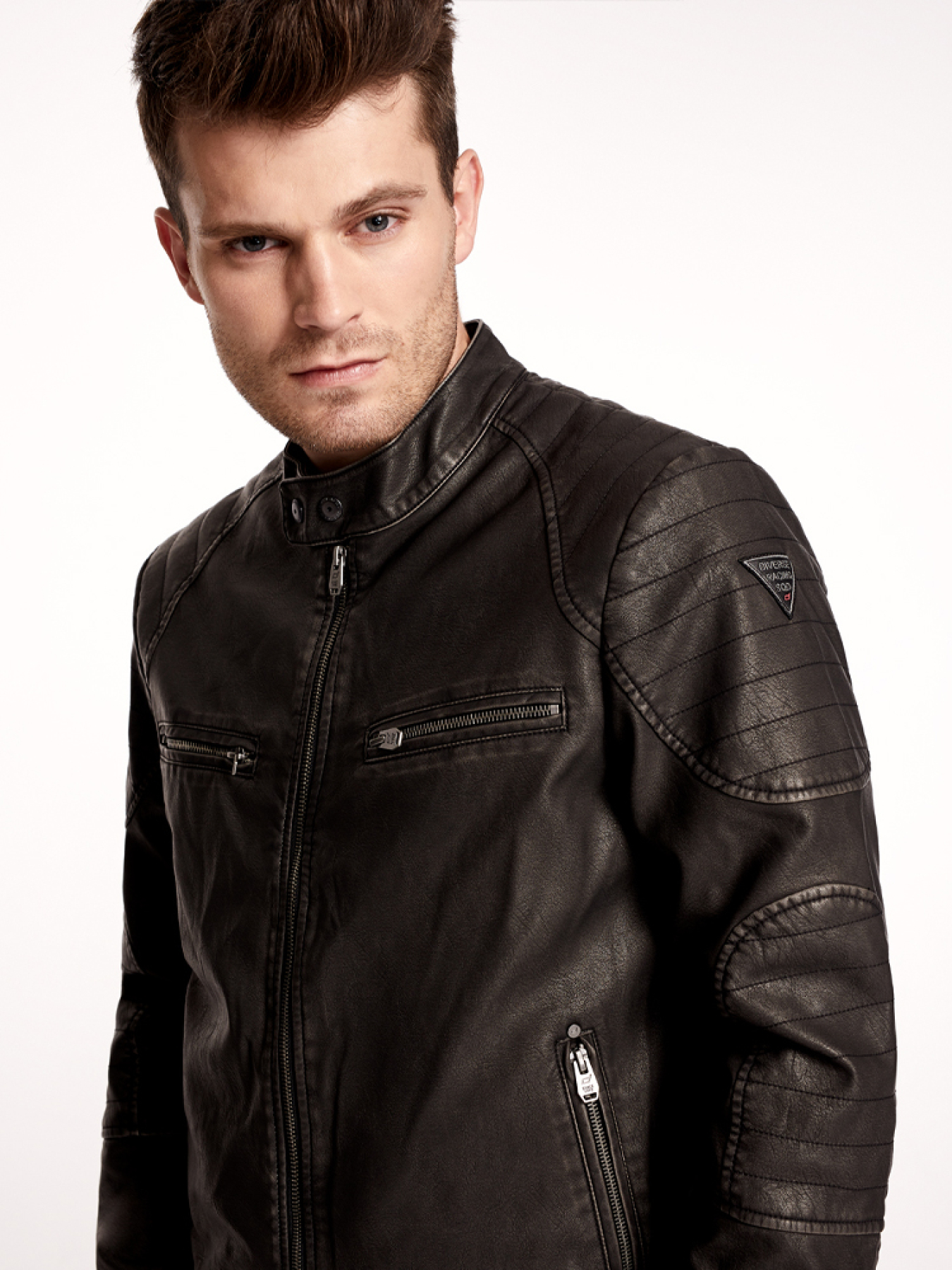 Куртки и дубленки DIVERSE Chostar модель 10035302 Фото