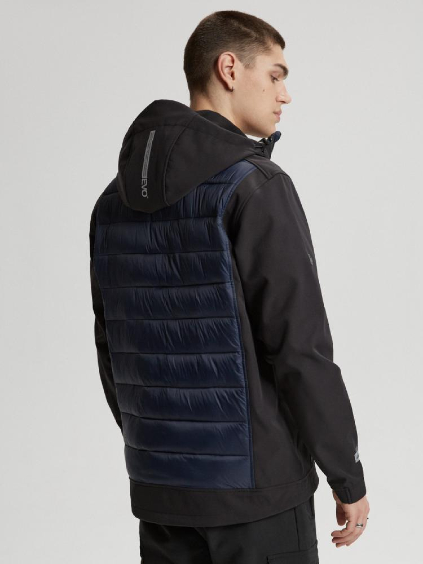 Куртки DIVERSE Evo Retipad модель 10041348 Фото