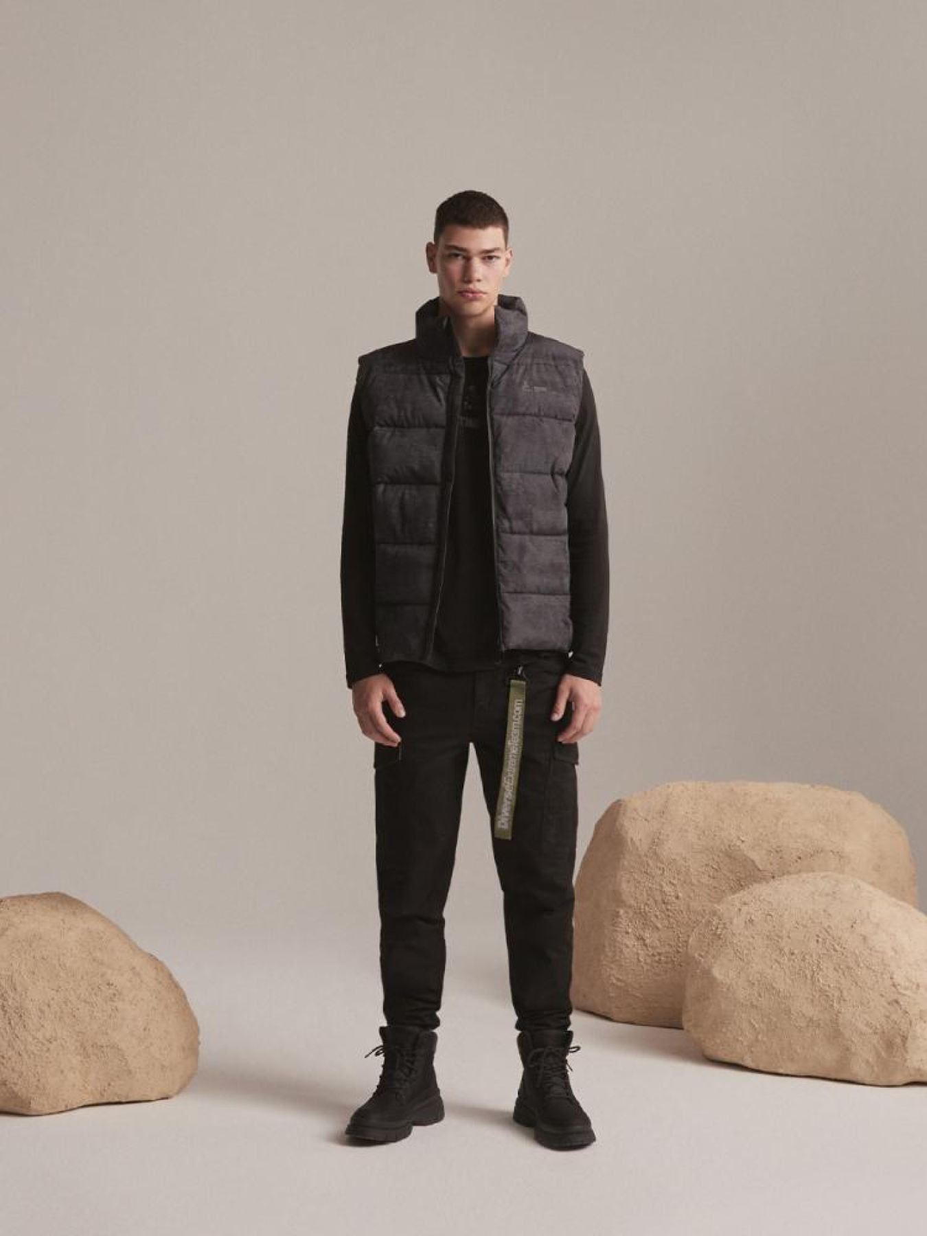 Жилет с утеплителем DIVERSE Dkr Thiver модель 10043405 Фото