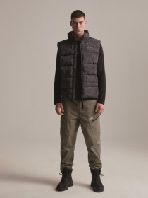 Утепленный жилет DIVERSE Dkr Thiver модель 10043405 Фото