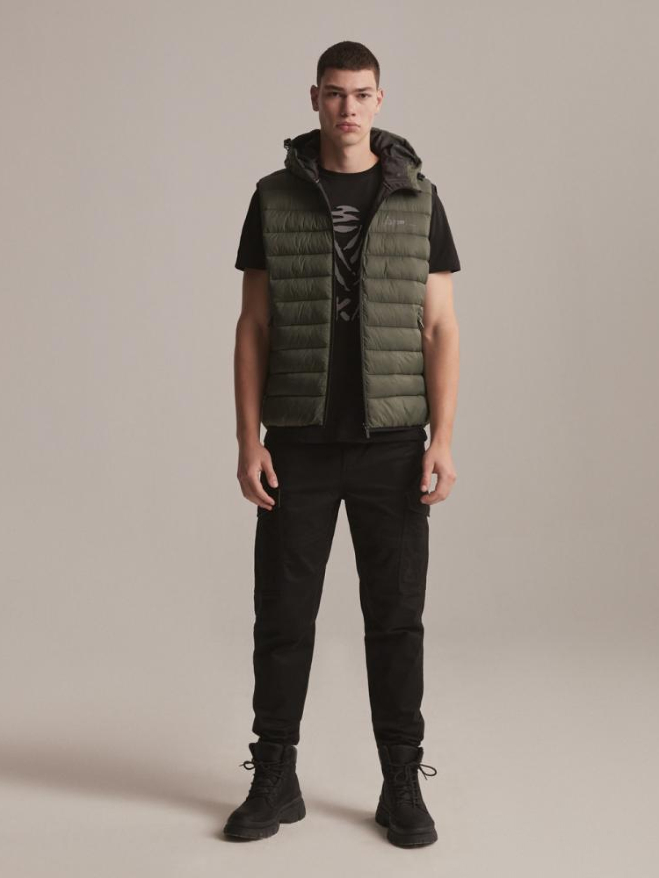 Жилет з утеплювачем DIVERSE Dkr Hilegen модель 10043410 Фото