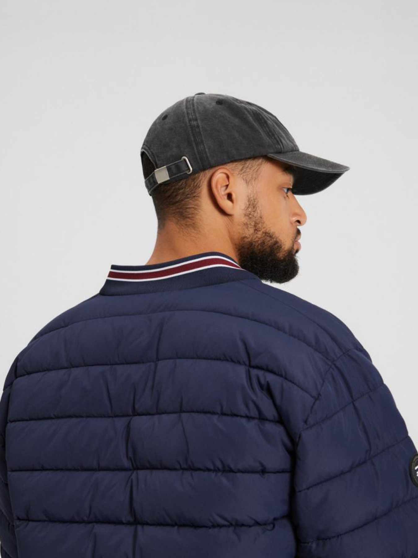 Демісезонна куртка DIVERSE Kalgan модель 10043790 Фото