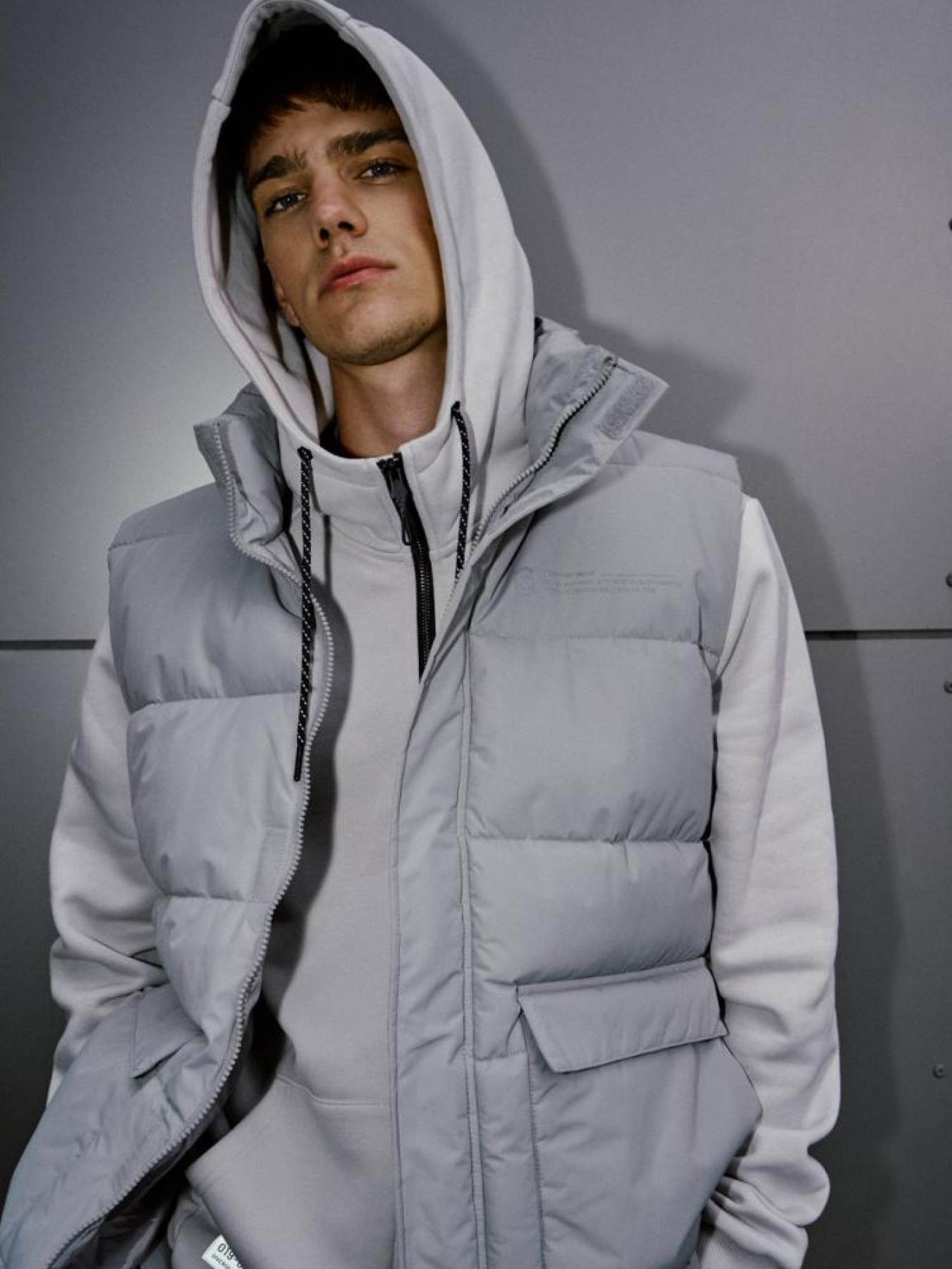 Утеплений жилет DIVERSE Hardvest модель 10045131 Утеплений жилет DIVERSE Hardvest модель 10045131 Фото