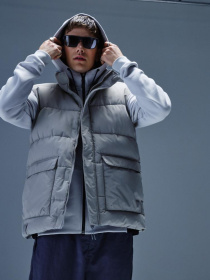 Утеплений жилет DIVERSE Hardvest модель 10045131 Утеплений жилет DIVERSE Hardvest модель 10045131 Фото