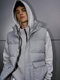 Утеплений жилет DIVERSE Hardvest модель 10045131 Утеплений жилет DIVERSE Hardvest модель 10045131 Фото