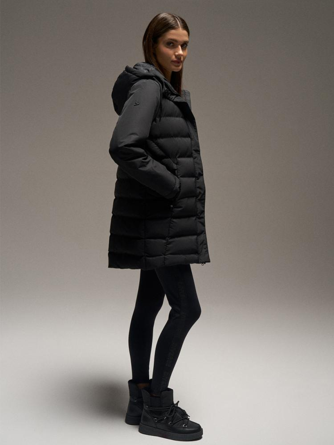 Куртки и дубленки DIVERSE Evo Kristen модель 10045485 Фото