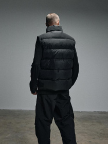 Утеплений жилет DIVERSE Trive Dext модель 10045562 Утеплений жилет DIVERSE Trive Dext модель 10045562 Фото