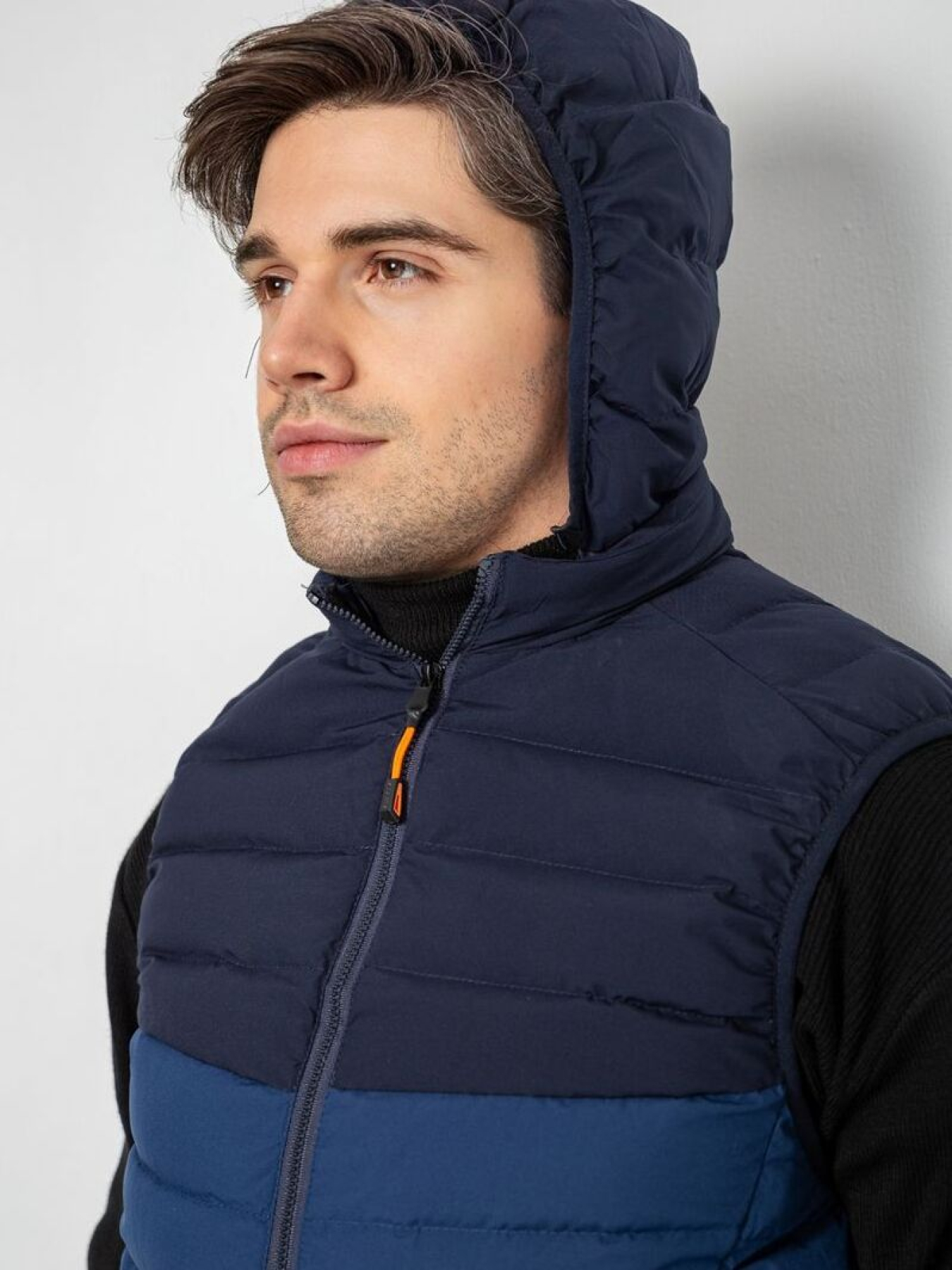 Жилет з утеплювачем Ager модель У-1133111::000000084 Фото