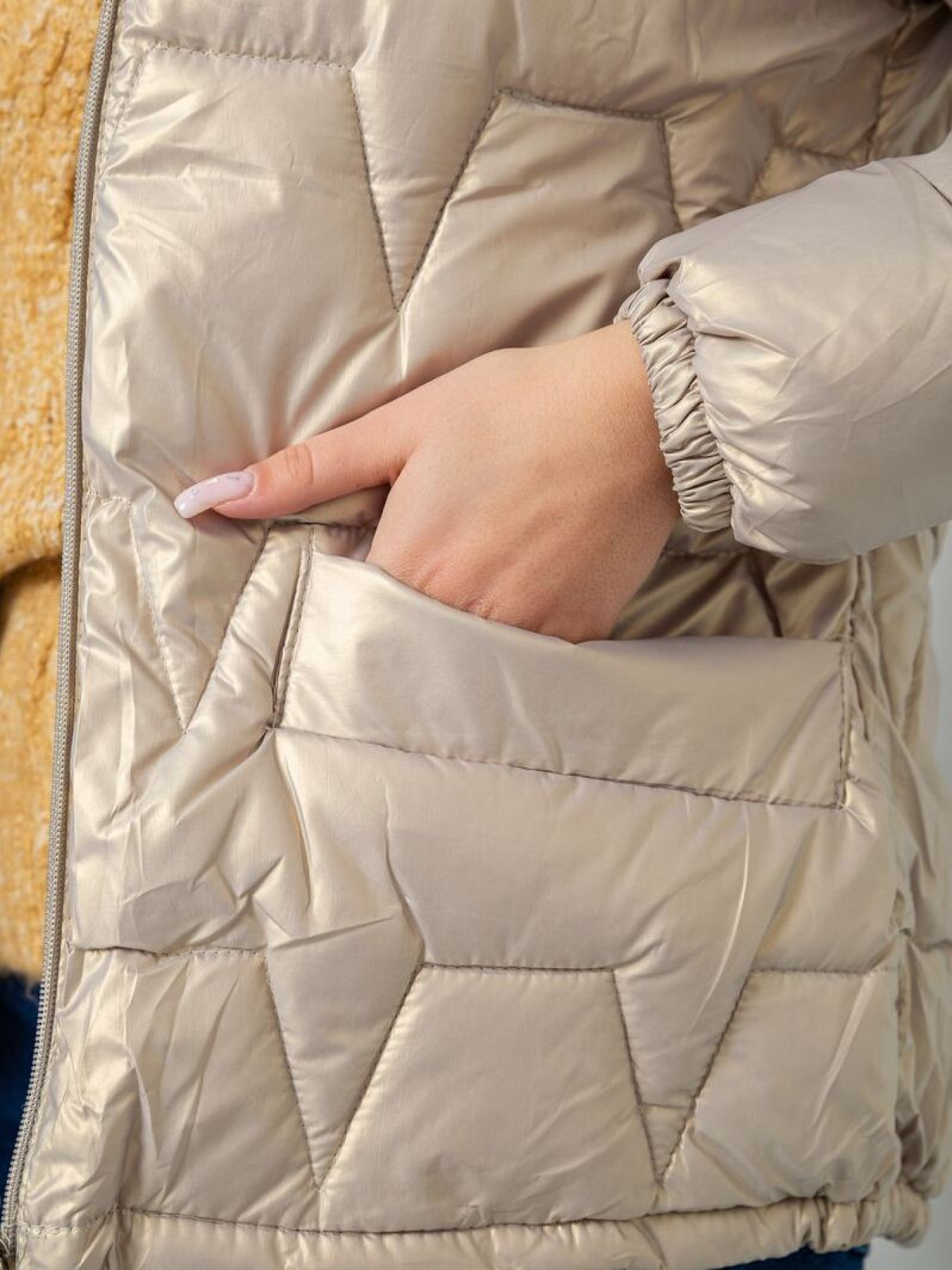 Демісезонна куртка Ager модель У-1133299::000000023 Фото