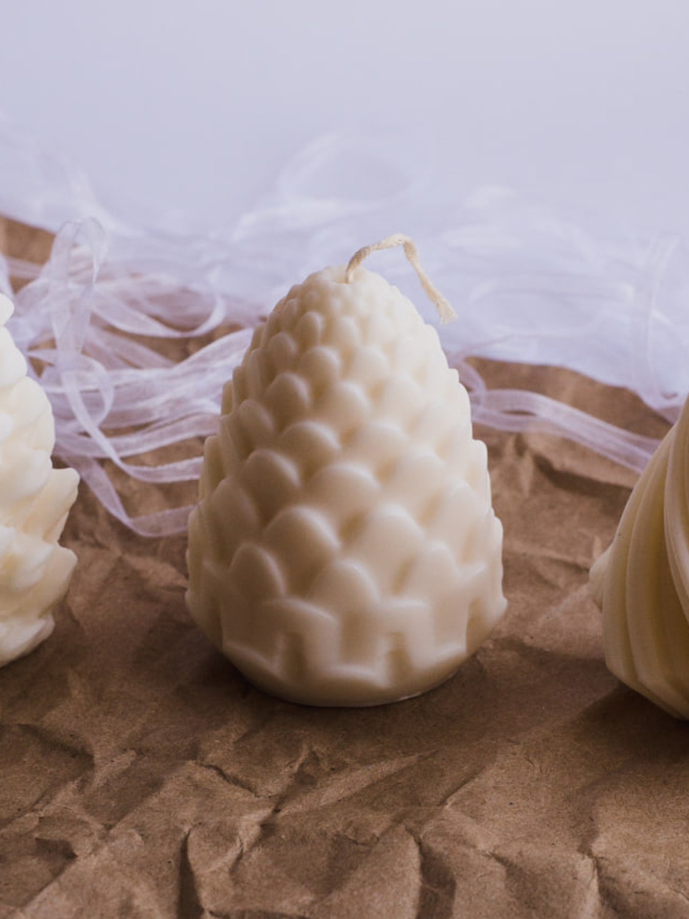 Різдвяна аромасвічка "Шишка", аромат - Дубовий мох і амбра Candle Design модель 170.2020 Фото