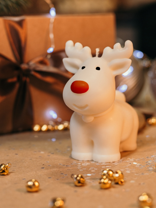 Парфумована свічка "Олень харизматичний", аромат - Pomegranate Bitters (гранатове вино) Candle Design модель 140.2024 Фото