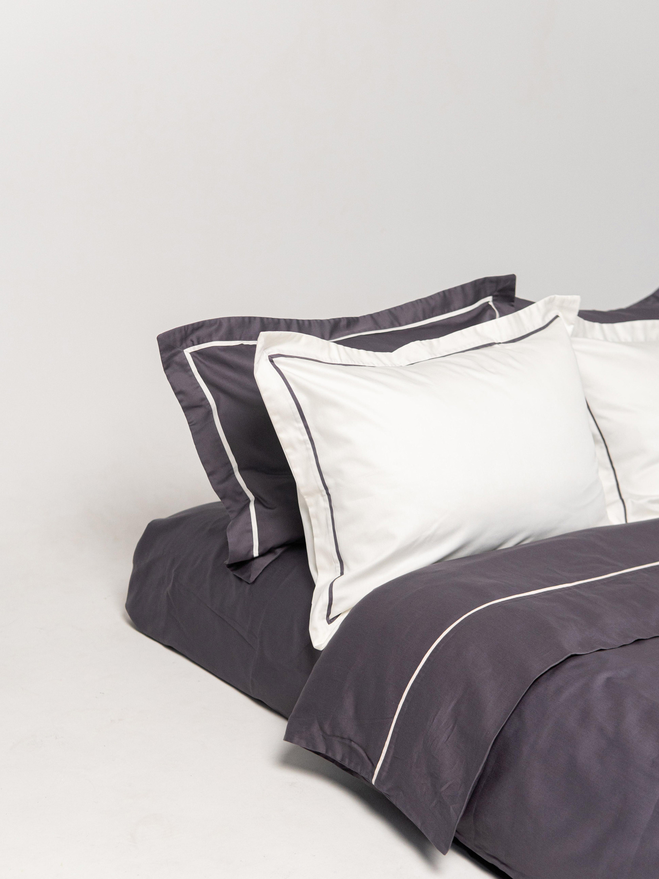 Комплект постільної білизни з преміум сатину з кантом INDIM модель Ash123 Комплект постільної білизни з преміум сатину з кантом INDIM модель Ash123 Фото