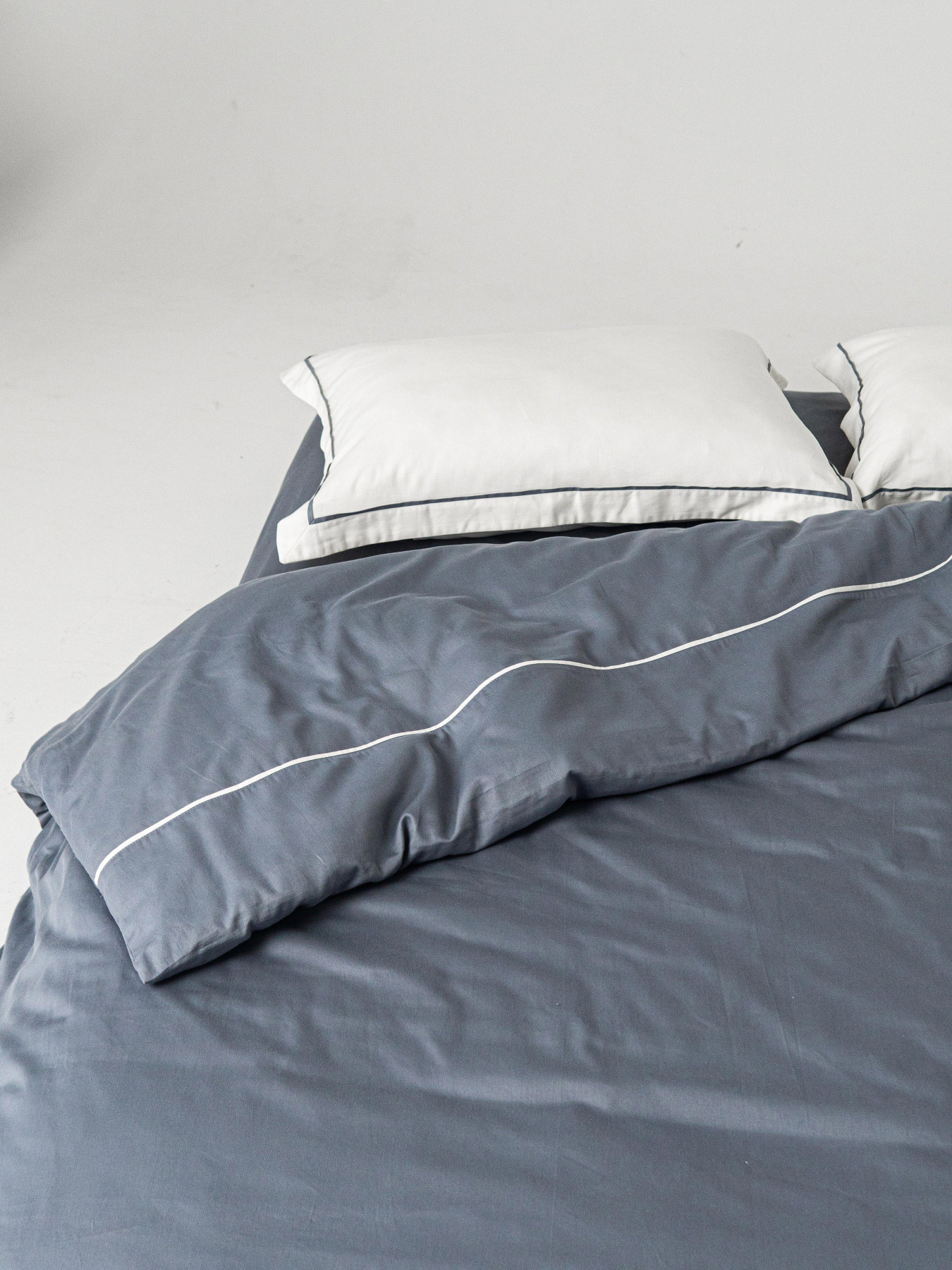 Комплект постільної білизни з преміум сатину з кантом INDIM модель Clouded123 Фото