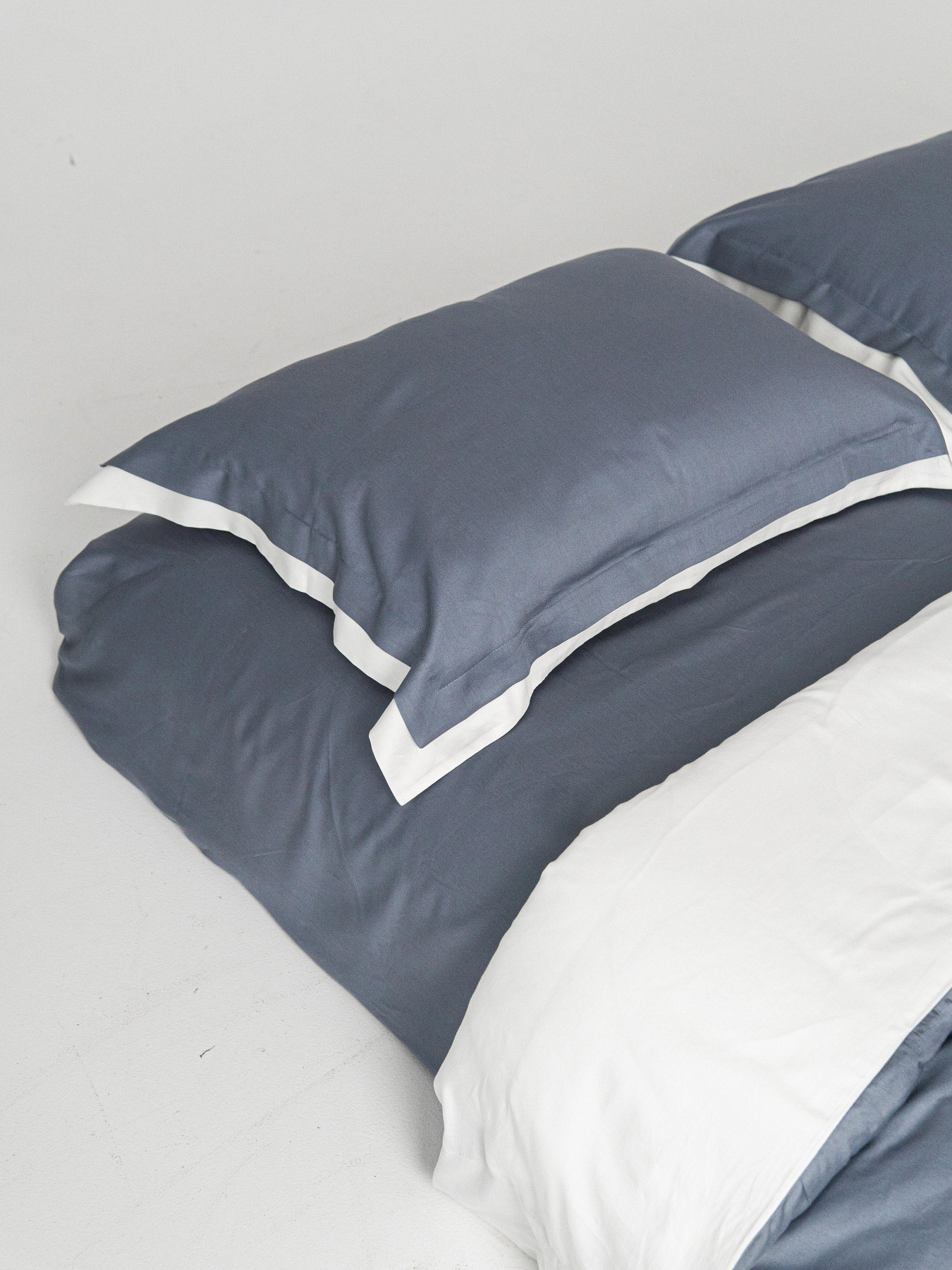 Комплект постільної білизни з преміум сатину з вушками INDIM модель Clouded345 Фото