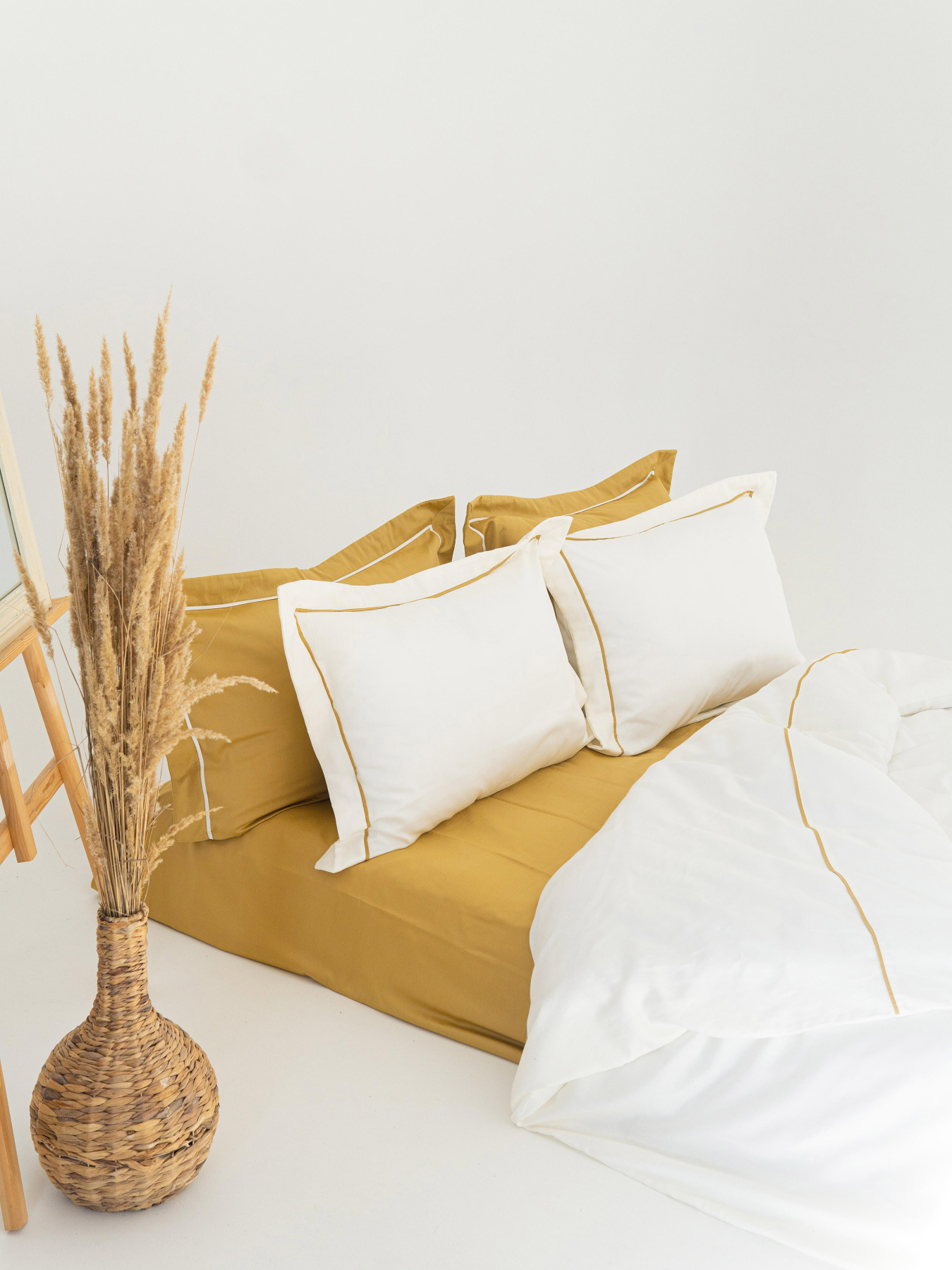 Комплект постільної білизни з преміум сатину з кантом INDIM модель Amber123 Комплект постільної білизни з преміум сатину з кантом INDIM модель Amber123 Фото