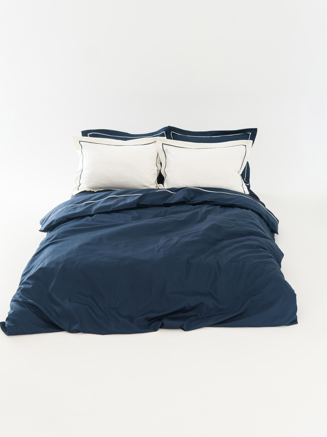 Комплект постільної білизни з преміум сатину з кантом INDIM модель Ultramarine123 Фото