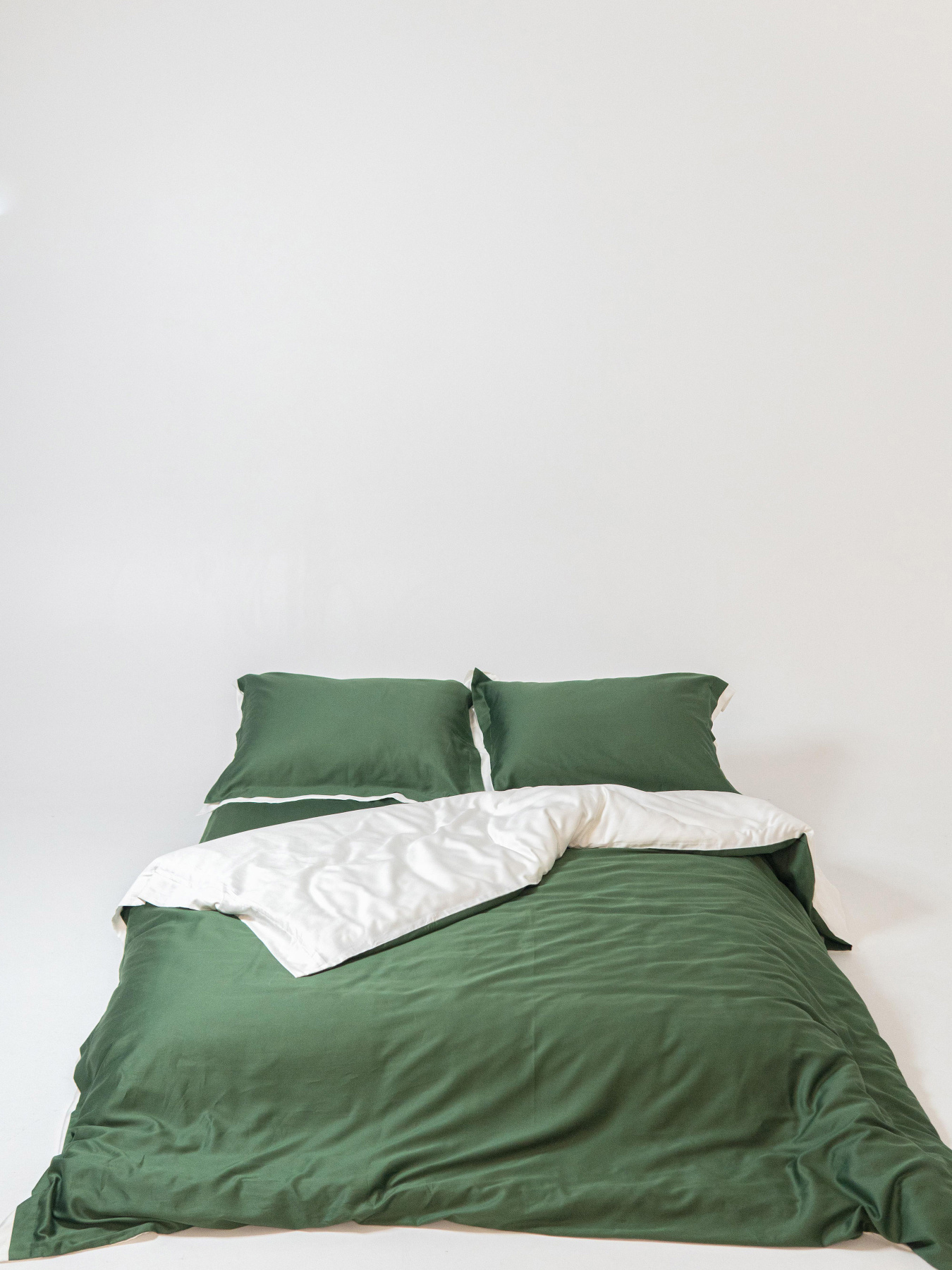 Комплект постельного белья с премиум сатина с ушками INDIM модель ForestRetreat456 Фото