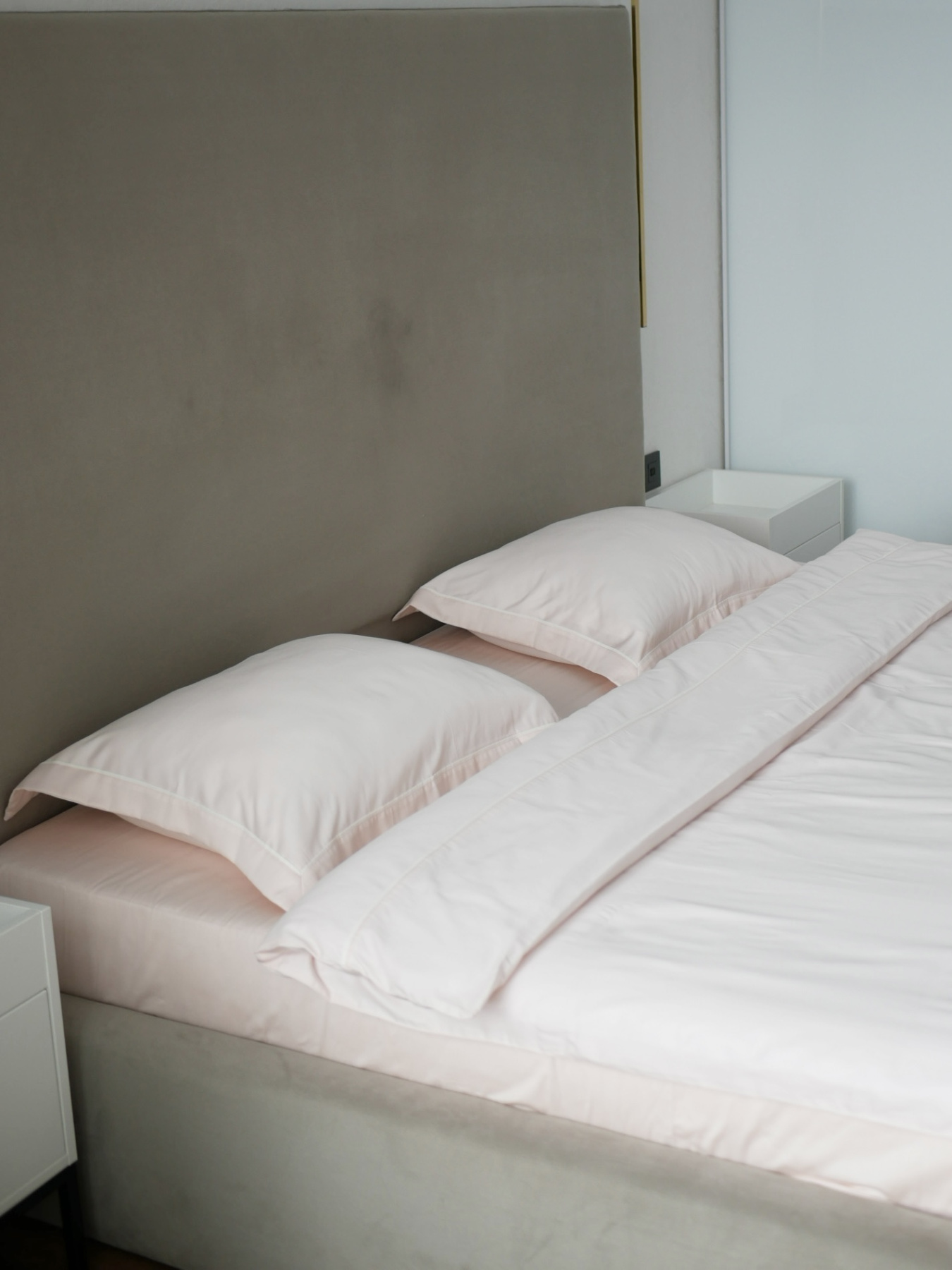 Комплект постільної білизни з преміум сатину з кантом INDIM модель MistyRose123 Комплект постільної білизни з преміум сатину з кантом INDIM модель MistyRose123 Фото