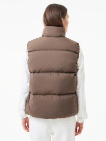 Жилет с утеплителем Lacoste модель BF2230SIX Фото