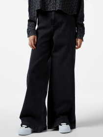 Широкі джинси Lacoste модель HF256868A Фото