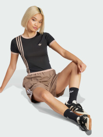 Футболка Adidas 3 Stripes модель JJ0960 Футболка Adidas 3 Stripes модель JJ0960 Фото