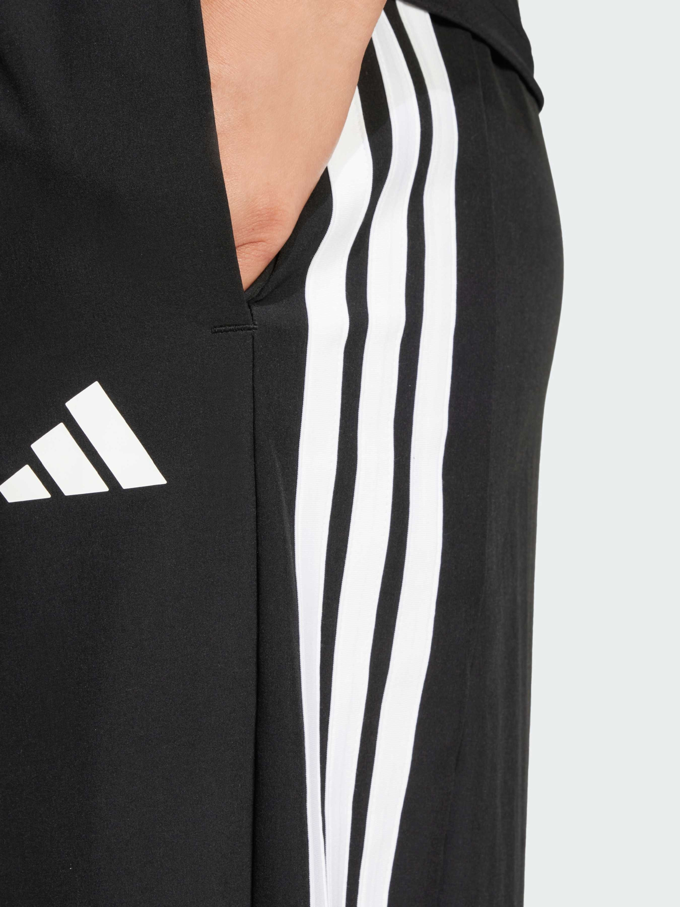 Штаны спортивные Adidas модель JI8313 Фото