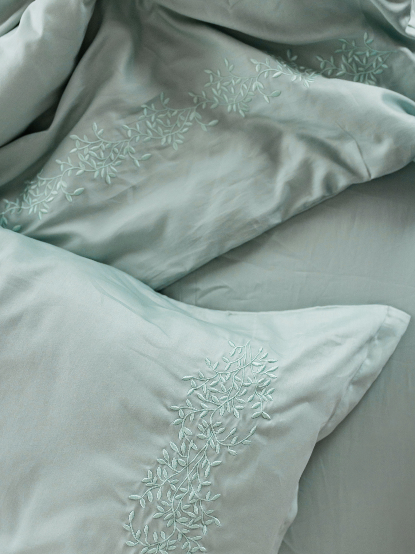 Підковдра м'ятна з вишитими гілками Cozy модель 8009293 Підковдра м'ятна з вишитими гілками Cozy модель 8009293 Фото