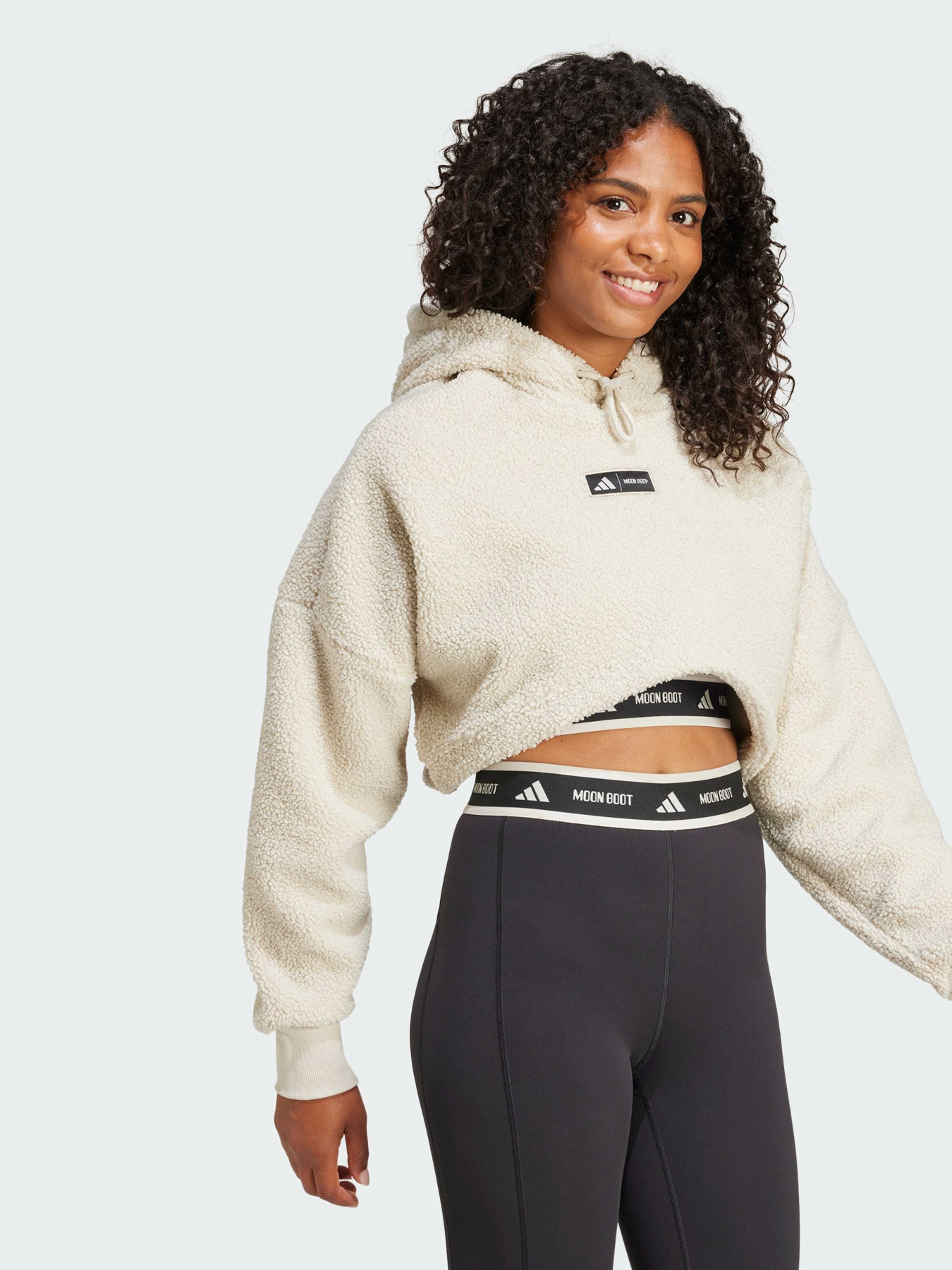 Кофты и свитера Adidas модель IY8050 Фото