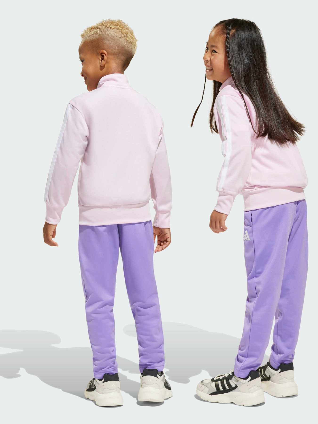 Спортивный костюм Adidas модель JC9621 Фото