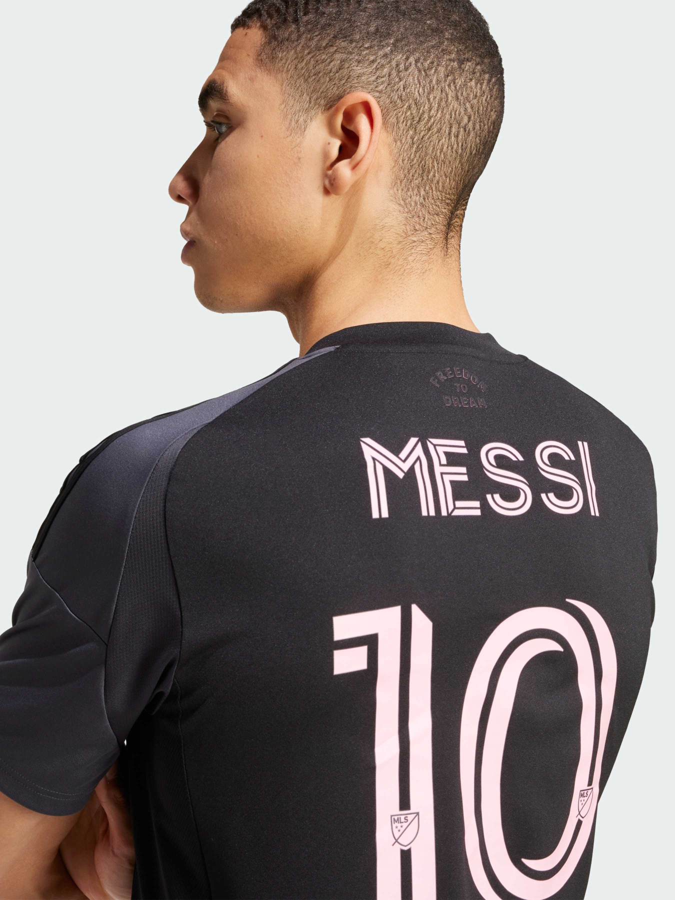 Футболка спортивна Adidas модель JI6821 Фото