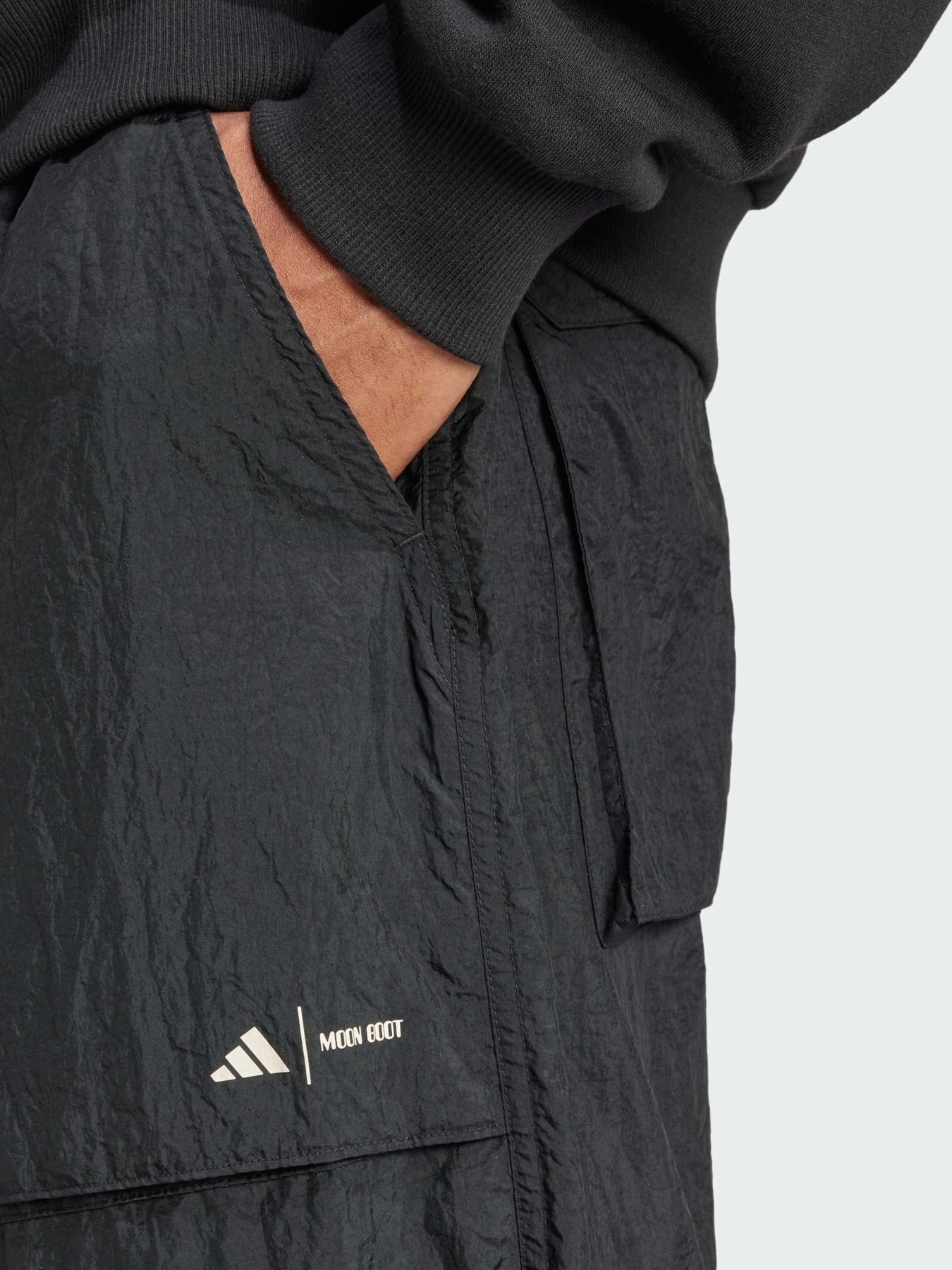 Джоггеры Adidas модель IY8046 Фото